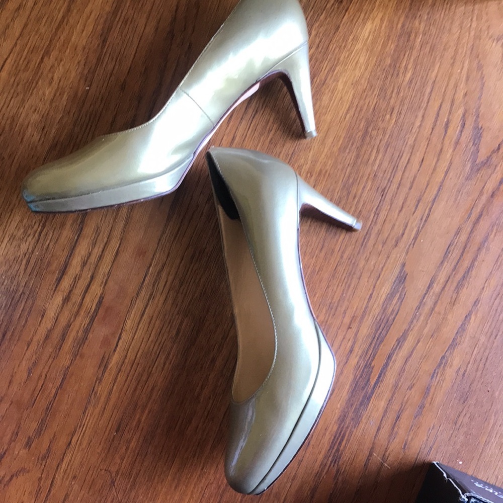 Cole Haan Chelsea low Pump - Great Condition!